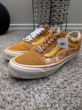 Undefeated x Vans OG Old Skool LX 'U-Man - Buckthorn Brown'